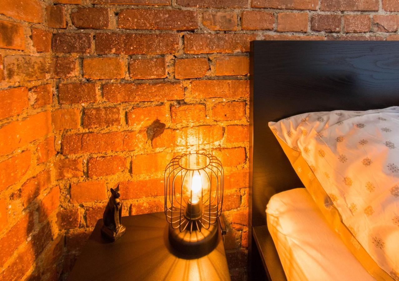 Apartament Wita Stwosza Jelenia Gora Bagian luar foto